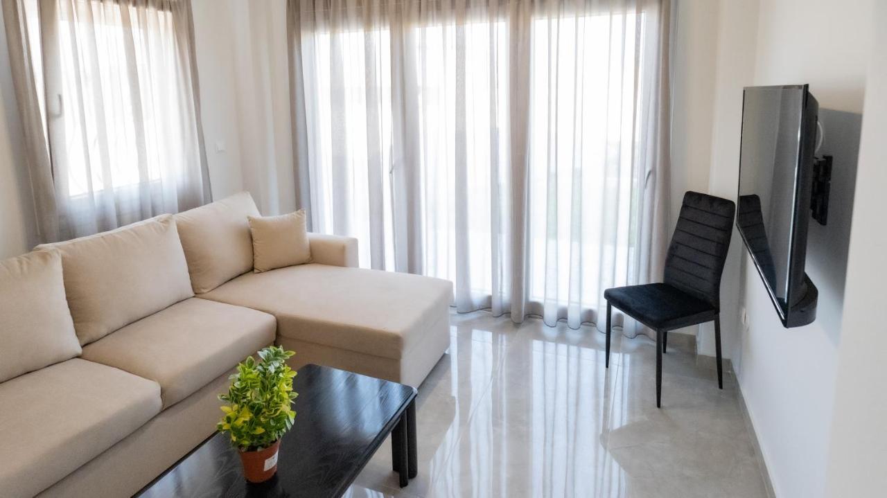 Mythic Villas Epanomí Ngoại thất bức ảnh